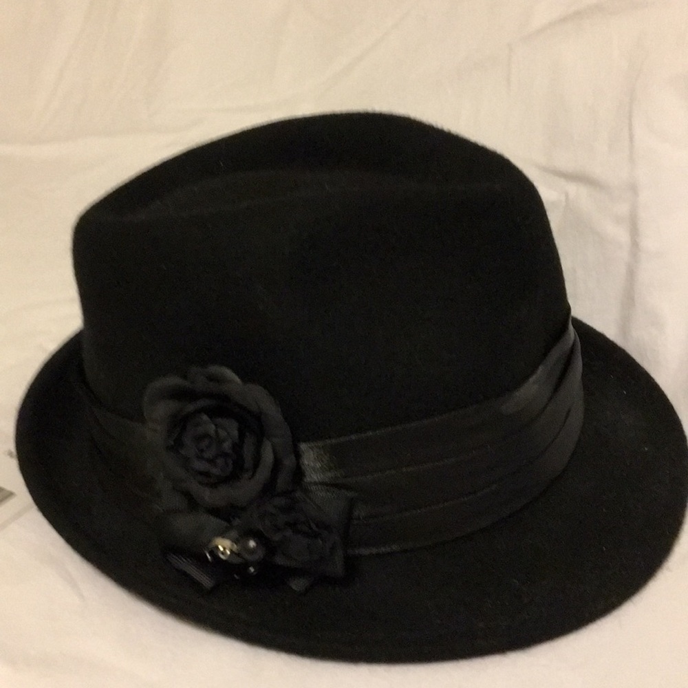 Nine West Black Fedora Woman’s hat NWT